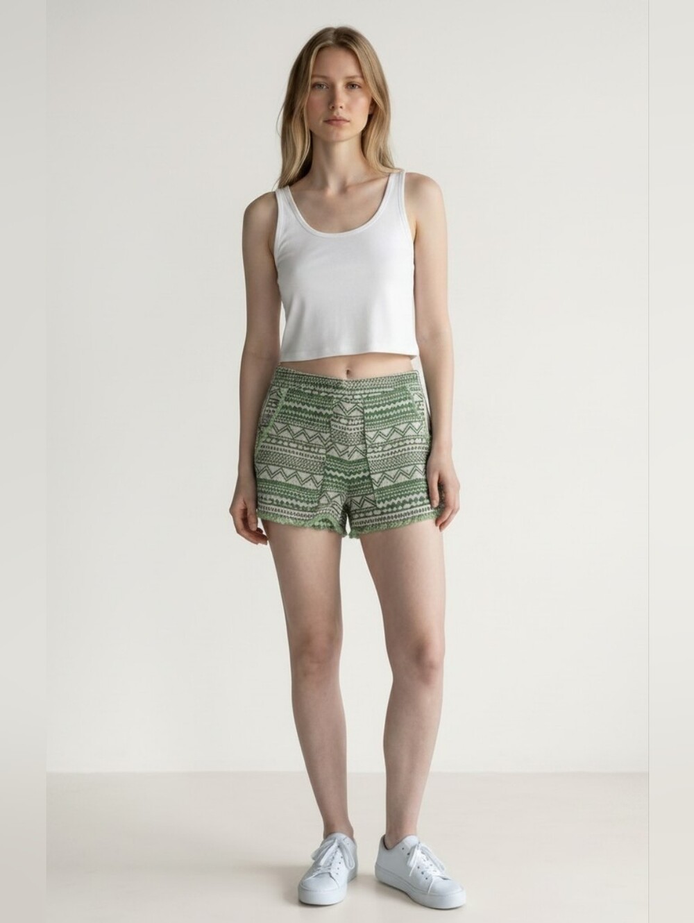 NEW ETHEREAL Green White Aztec Shorts Weave Tribal Print Raw Hem Size Small